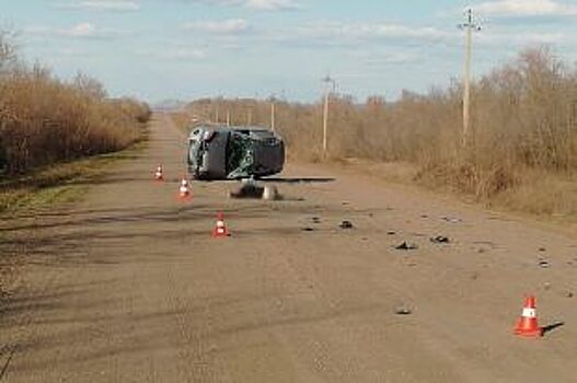 В Саракташском районе водитель перевернувшегося Ford погиб на месте ДТП