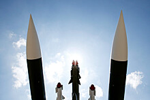 Премьер Испании Санчес сообщил об отправке Латвии батареи ракет ПВО