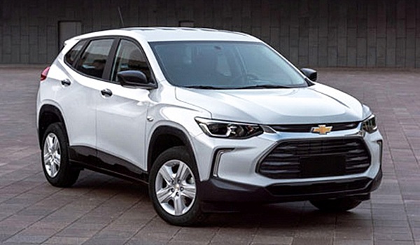 Обновленный миникросс Chevrolet Tracker рассекретили за пару месяцев до дебюта