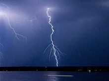 Мегамолнию длиной от Венеции до Парижа признали рекордной