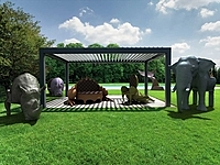 Лондонская студия Máximo Riera представила анималистичную мебель