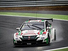 Чилтон и Мичелис победители гонок WTCC в Японии