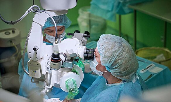 Около 70 тысяч операций по лечению катаракты проведут в клиниках Москвы за год