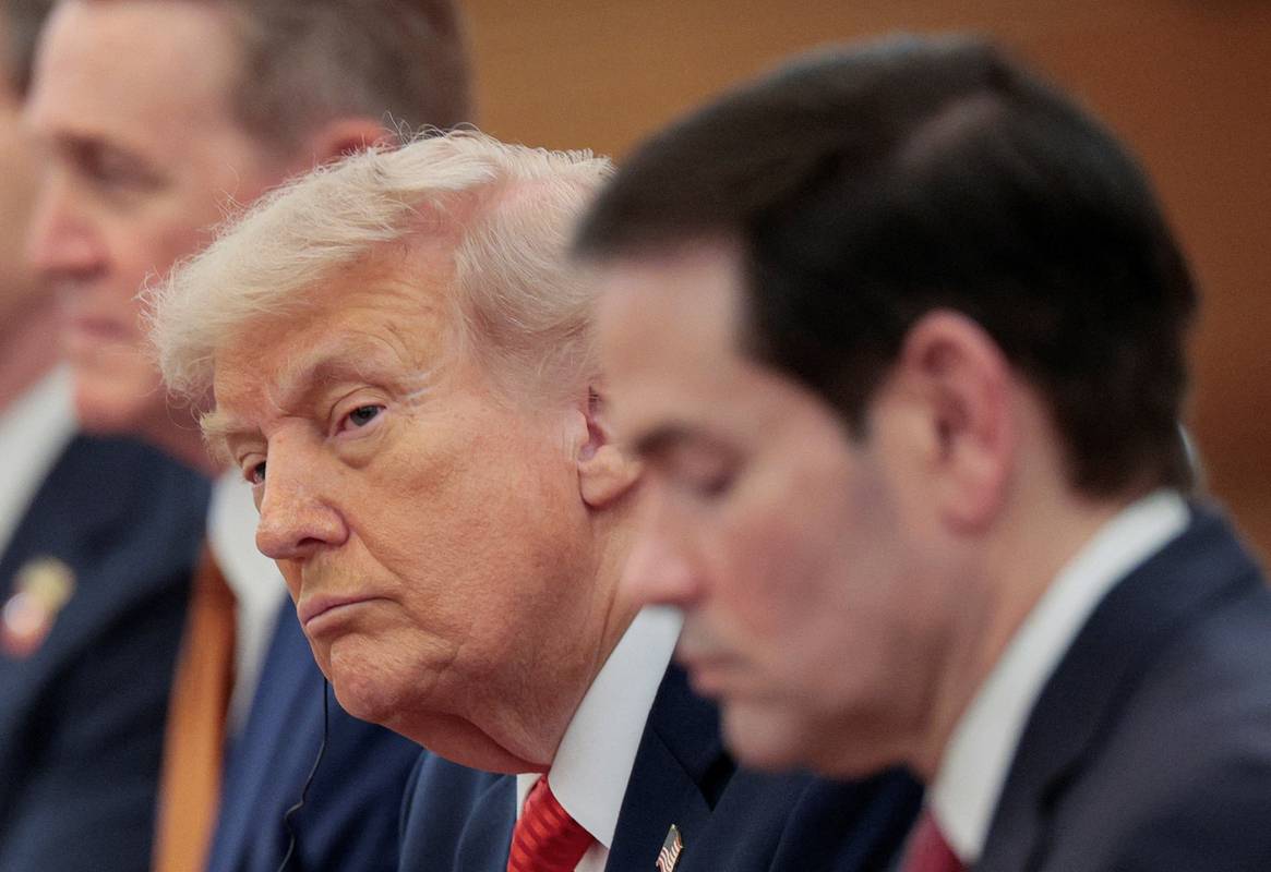 В США провалилась седьмая попытка ограничить полномочия Трампа