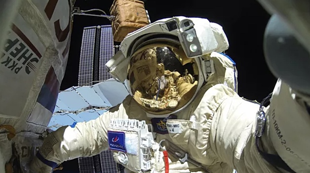Российские космонавты выйдут в открытый космос в середине августа