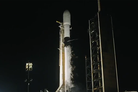 Из-за некорректной работы двигателя приостановлены полеты Falcon 9