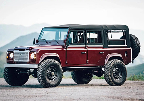 Legend Motor представила тщательно детализированный рестомод Defender Signature