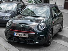 Электрический автомобиль Mini Cooper E Classic выходит на рынок