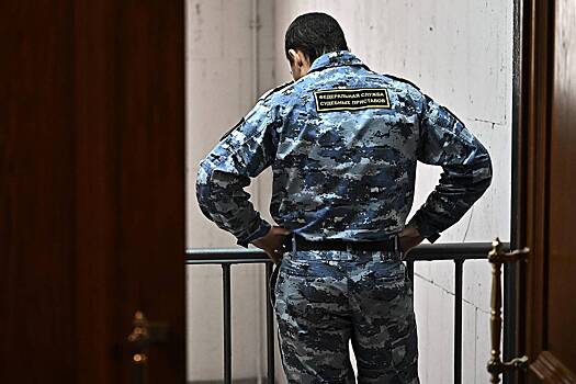 Обвиняемому в вымогательстве у топ-менеджера «Ростеха» пиарщику продлили арест