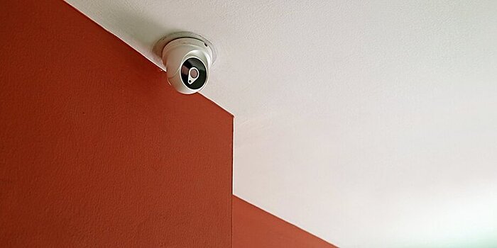 Как проверить номер отеля на наличие скрытых камер