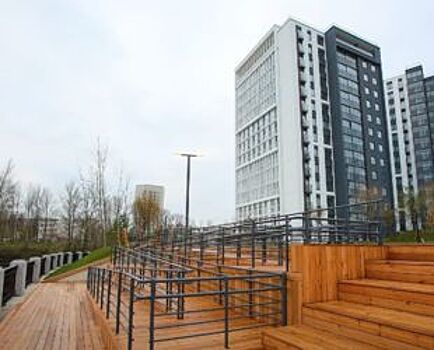 Набережная реки Охты становится полноценным местом отдыха