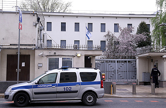 Израиль приостановил работу 28 посольств из-за угроз Ирана