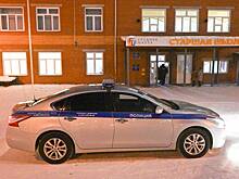 Директора российской школы уволили после попытки девушки поджечь одноклассников