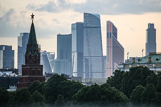 Россияне чаще всего переезжают на работу в Москву и Петербург