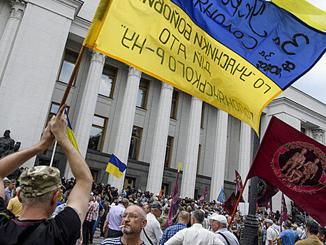 Обнищание украинцев: Незалежная боится дефолта из-за повышения цен на газ
