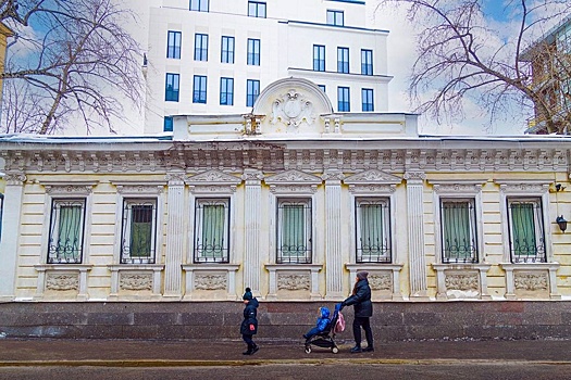 В этом году отреставрируют главный дом городской усадьбы Смирнова - Лопатиной XIX века