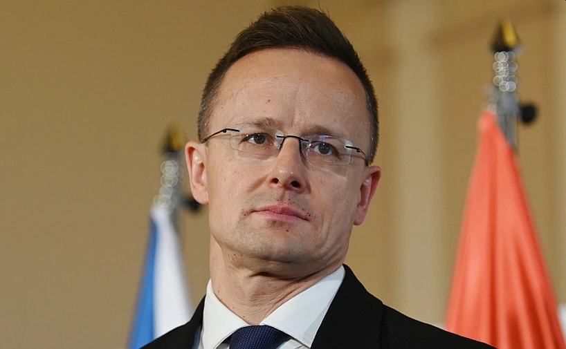 Сийярто заявил, что Венгрия не отдаст Украине €1,5 млн из фонда мира