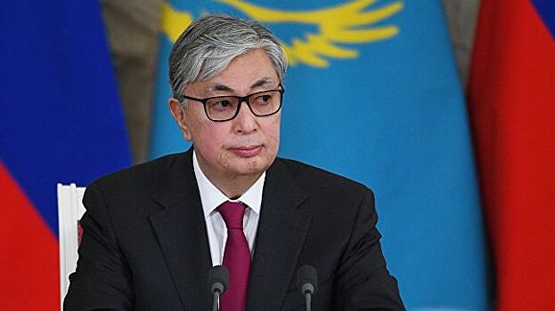 Президент Казахстана поздравил Зеленского