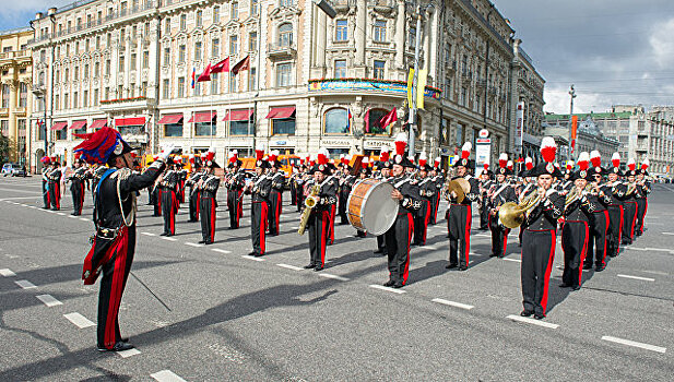 Военные оркестры из разных стран выступят в столичных парках