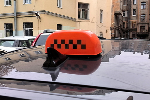 За крупные чаевые таксисту грозит тюремный срок