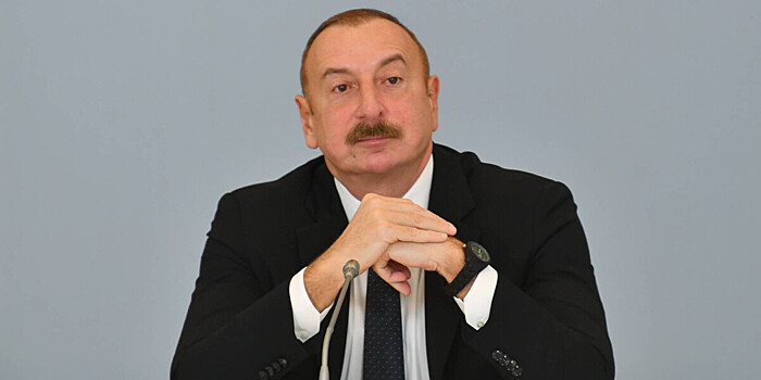 Новости за ночь, которые вы могли пропустить: выборы в Азербайджане, точка в деле Байдена и новые электробусы в Москве