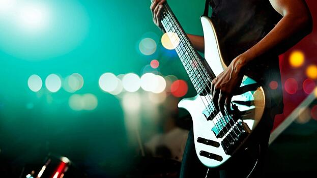 Вологжан приглашают стать зрителями состязания по игре на электрогитаре «Гитарный батл» (12+)