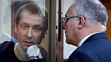 Адвокату экс-полковника Захарченко продлили арест