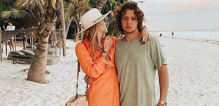 Жена Панарина об отдыхе в Мексике: «Нас обокрали. Из сейфа в отеле украли серьгу и карточку кредитную»