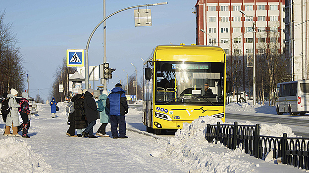 В Салехарде проведут проверку после жалоб на сбой в расписании автобусов