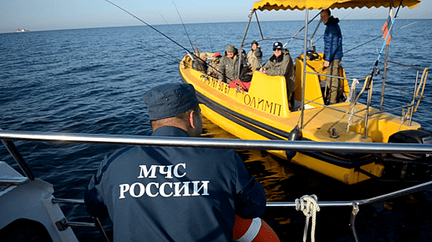 Сотрудники ГИМС совершили морской рейд в Севастополе