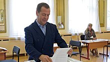 Медведев заявил, что выборы прошли на высоком уровне