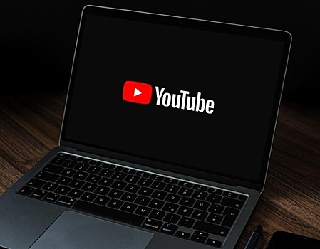 Политолог призвал Росконадзор не предпринимать к YouTube скоропалительных действий
