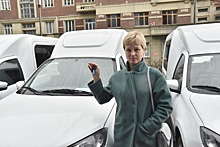 В Новосибирской области многодетные семьи получили ключи от автомобилей
