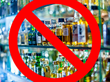 Депутатам предложили вновь ограничить время продажи алкоголя