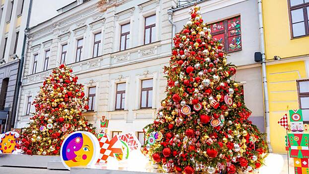 Уникальное новогоднее пространство открылось перед МГПУ на Садовой-Самотечной улице