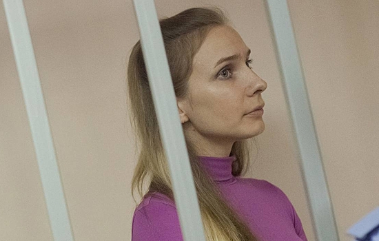 Звезда «Дома-2» в слезах рассказала о жизни в тюрьме