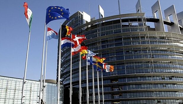 Европарламент призвал немедленно оформить выход Британии из ЕС