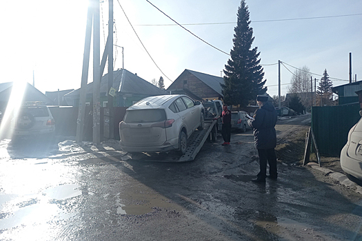 Москвичка обвела вокруг пальца покупателя RAV4 из Бердска
