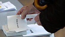 Избиратели двух департаментов во Франции получили по почте рваные бюллетени