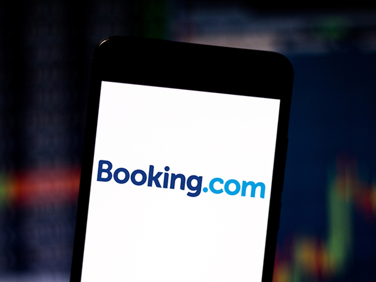 Booking.com и наручники. Сервис возмутился в ответ на претензии Евросоюза -  Рамблер/путешествия