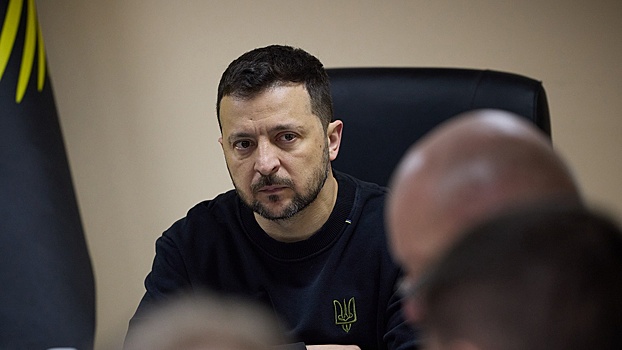 Зеленский запретил военным азартные игры из-за лудомании в ВСУ