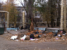 Саратовцы обратили внимание на свалку рядом со школой №73