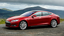 Tesla подарит клиенту топовый седан за привлечение новых покупателей