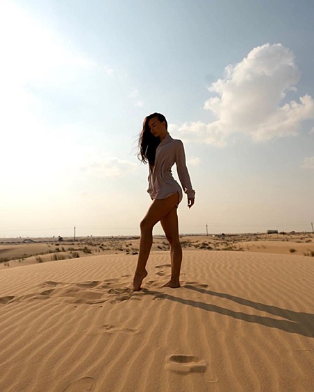 Многие, приехав в ОАЭ, стремятся попасть в пустыню, чтобы понаблюдать за завораживающими рассветами и закатами.