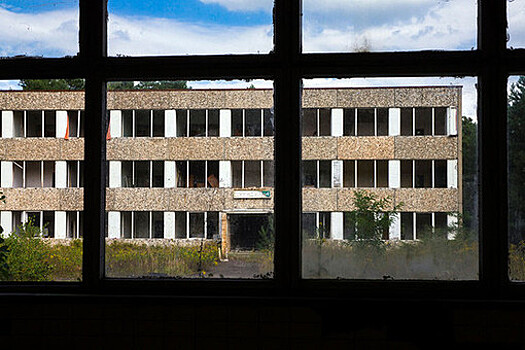 В Балаково 14-летняя девочка получила травмы, упав с высоты в недострое