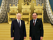 Премьер Малайзии испугался реакции жены из-за ответа на загадку Путина