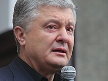 «Порошенко живой?»: в соцсетях встревожились после инаугурации Байдена