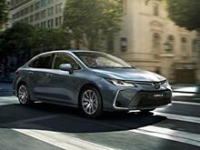 Представлена младшая сестра Toyota Camry для России