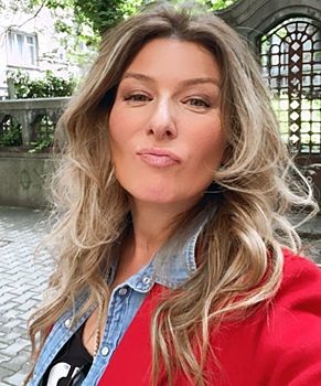 Жанна Бадоева поделилась редким фото с дочерью