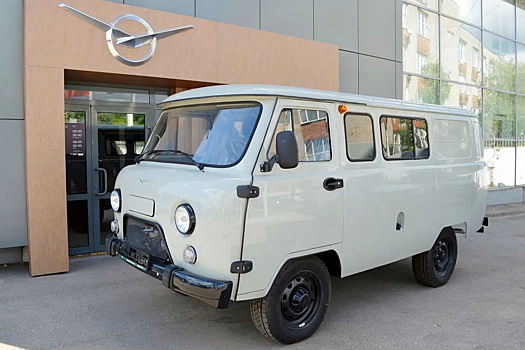 В России обвалились продажи новых автомобилей УАЗ